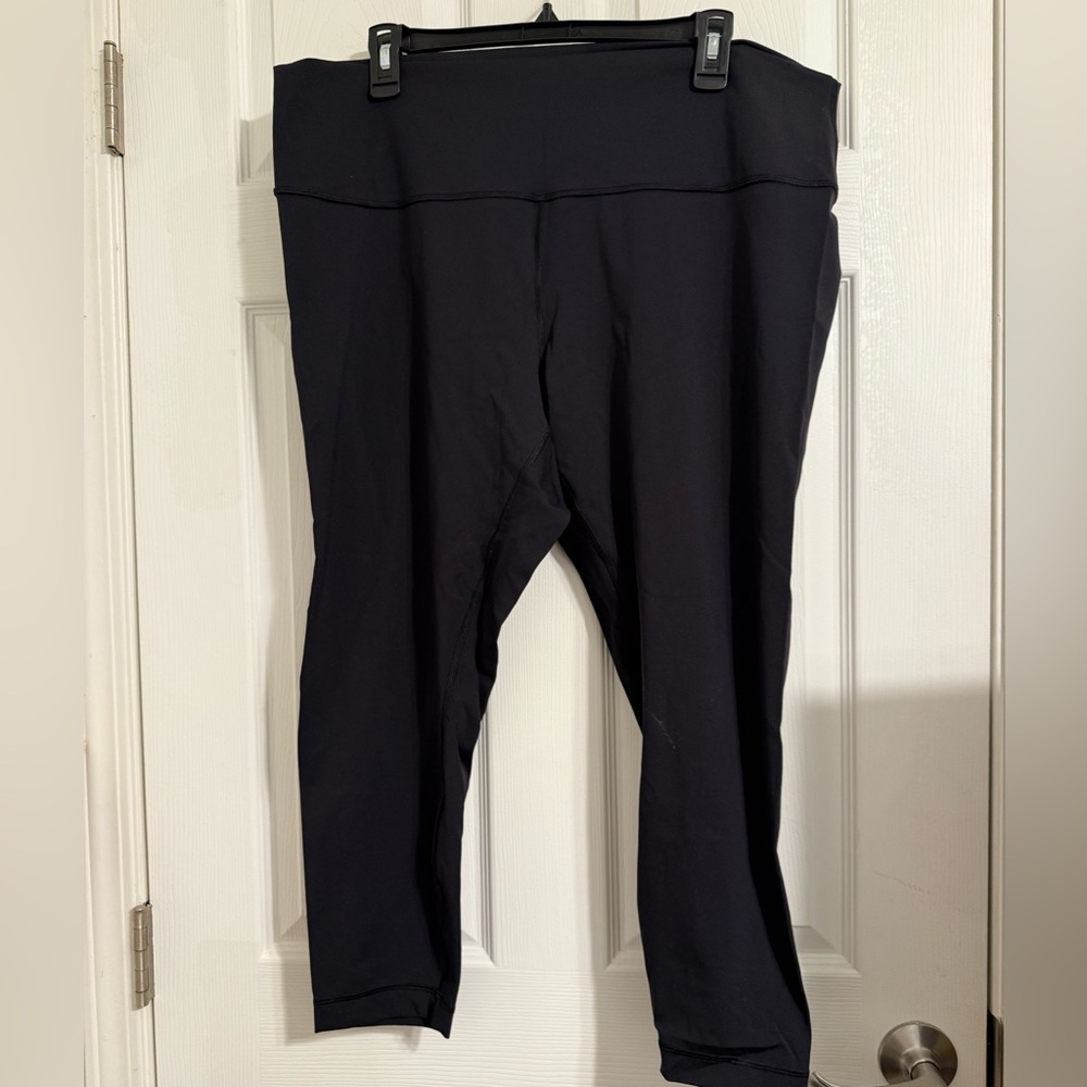 Lululemon Wunder Under 25”
